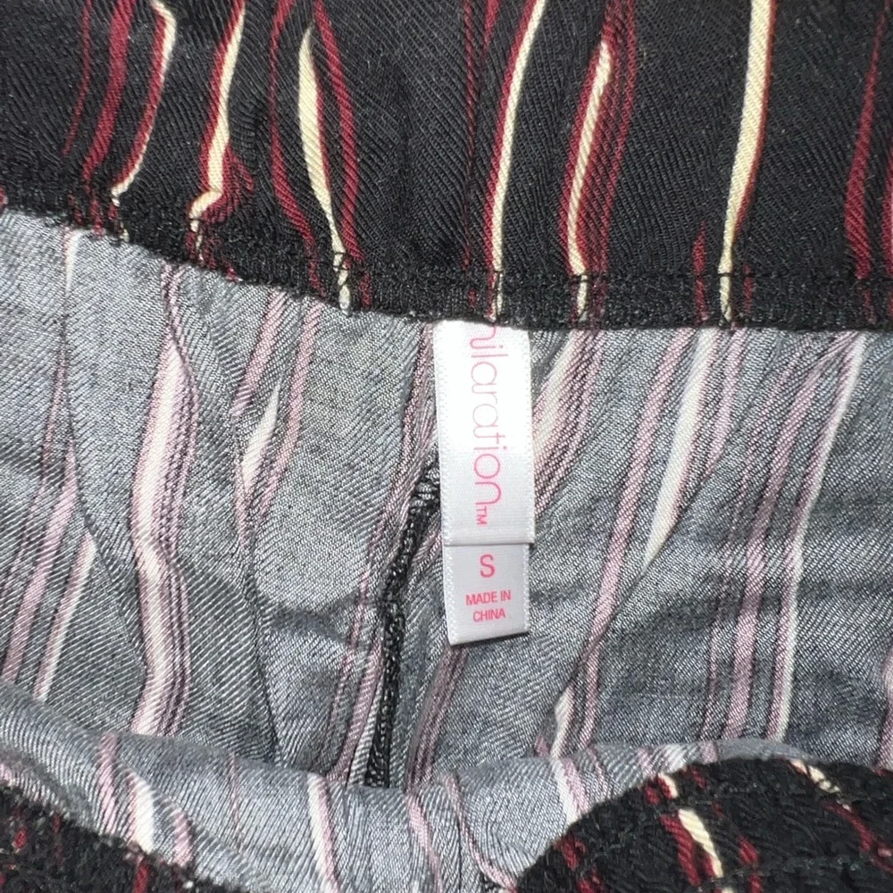 Wide Leg Pants - Picture 2 of 4